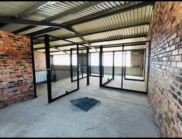 INDUSTRIAL PROPERTY TO RENT IN HALFWAY HOUSE